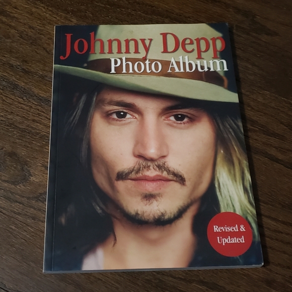 Johnny Depp Photo Album (Revised & Updated) - Picture 1 of 11